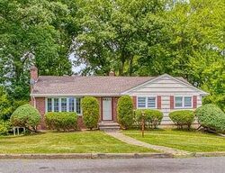 Pre-foreclosure in  Walnut Ave Emerson, NJ 07630