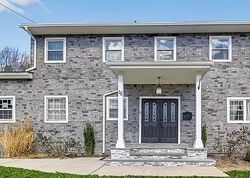 Pre-foreclosure in  Colonial Dr East Brunswick, NJ 08816