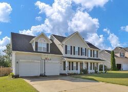 Pre-foreclosure in  Wood Point Dr Lillington, NC 27546