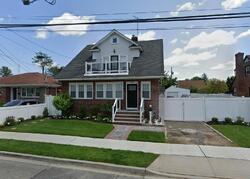 Pre-foreclosure in  ARCADIA AVE Uniondale, NY 11553