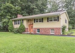  Riozzi Ct, Saugerties NY