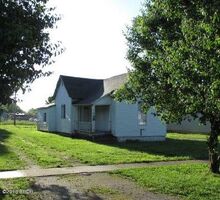 Pre-foreclosure in  N 17TH ST Herrin, IL 62948