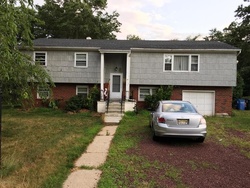 Pre-foreclosure in  WHITE ST Howell, NJ 07731