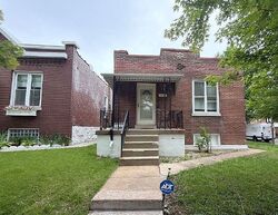 Pre-foreclosure in  WALSH ST Saint Louis, MO 63116