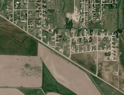 Pre-foreclosure in  BIG CREEK DR Hays, KS 67601