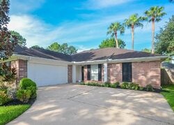 Pre-foreclosure in  SANDYGATE LN Houston, TX 77095