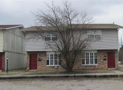 Pre-foreclosure in  NOBLE DR East Saint Louis, IL 62203