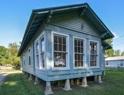 Pre-foreclosure in  DEROUEN RD New Iberia, LA 70560