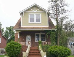 Pre-foreclosure in  E NORTHERN PKWY Baltimore, MD 21214
