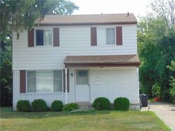 Pre-foreclosure in  FAIRFAX ST Southfield, MI 48076