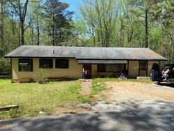 Pre-foreclosure in  STELLA WYNN RD Newnan, GA 30263