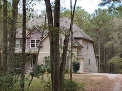 Pre-foreclosure in  LAMB RD Moreland, GA 30259