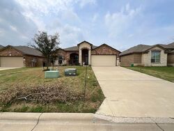 Pre-foreclosure in  BLUE LEAF DR Temple, TX 76502