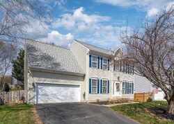 Pre-foreclosure in  River Oak Dr Stafford, VA 22554