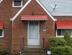 Pre-foreclosure in  Zeman Ave Euclid, OH 44132