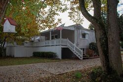 Pre-foreclosure in  4th Ave E Gadsden, AL 35905