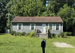 Pre-foreclosure in  Haworth Rd Richmond, VA 23234