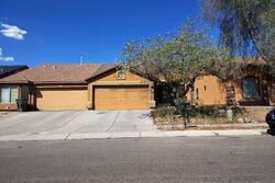 Pre-foreclosure in  S Avenida Las Monjas Tucson, AZ 85706