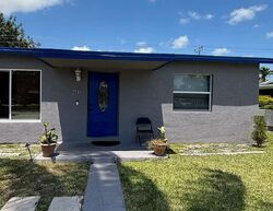 Pre-foreclosure in  Nw 1st Ct Pompano Beach, FL 33069