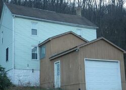  Riverside Dr, Elmora PA