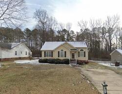  Lawndale Cir, Henderson NC