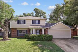  Greenspring Dr, Arlington TX