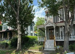 Pre-foreclosure in  Harrison St Lynchburg, VA 24504
