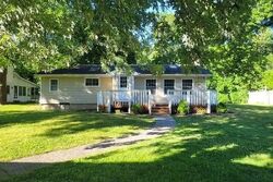 Pre-foreclosure in  Byram Ln Stockton, NJ 08559