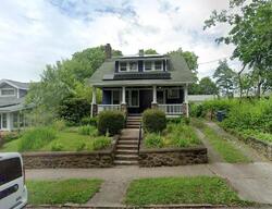 Pre-foreclosure in  Allen Pl East Haven, CT 06512
