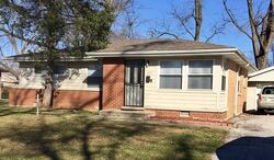 Pre-foreclosure in  Sussex Ave Markham, IL 60428