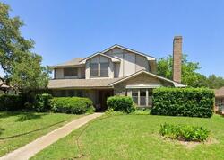 Pre-foreclosure in  Mullrany Dr Dallas, TX 75248