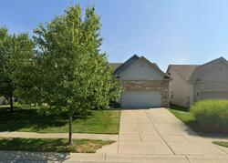 Pre-foreclosure in  Harbour Woods Overlook Noblesville, IN 46062