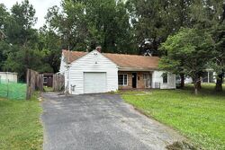 Pre-foreclosure in  N Main St Anna, IL 62906