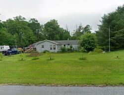  S Quince Rd, Walnutport PA