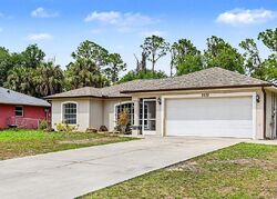 Pre-foreclosure in  Ashland Ln North Port, FL 34286