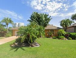 Pre-foreclosure in  Flamingo Ave Naples, FL 34108