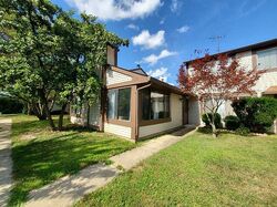 Pre-foreclosure in  Court Maria Hanover Park, IL 60133
