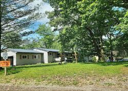 Pre-foreclosure in  W Commerce Rd Milford, MI 48380