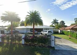 Pre-foreclosure in  Sw 129th Ave Miami, FL 33175