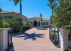  Gordon Dr, Naples FL