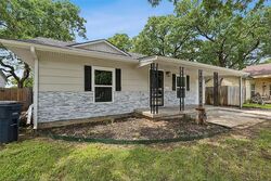 Pre-foreclosure in  Mcgee St Fort Worth, TX 76112