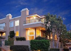 Pre-foreclosure in  Mountainview Ln Huntington Beach, CA 92648