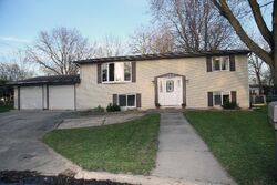 Pre-foreclosure in  S Harrison Ave Mason City, IA 50401