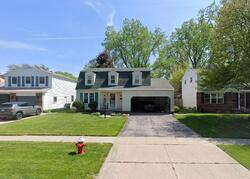 Pre-foreclosure in  Donerail Dr Toledo, OH 43623