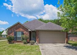 Pre-foreclosure in  Lynchburg Dr Denham Springs, LA 70706
