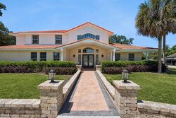 Pre-foreclosure in  MARKHAM WOODS RD Longwood, FL 32779