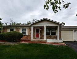 Pre-foreclosure in  Crestwood Rd Matteson, IL 60443
