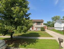 Pre-foreclosure in  Tamarack Dr Joliet, IL 60432