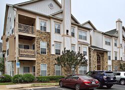 Pre-foreclosure in  Founders Hill Dr Unit 101 Alexandria, VA 22310