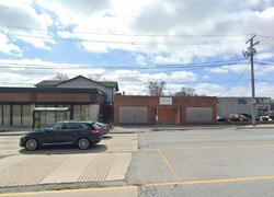 Pre-foreclosure in  W 111th St Worth, IL 60482